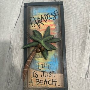 🔸$5 each or 3/$12🔸

"Paradise" sign